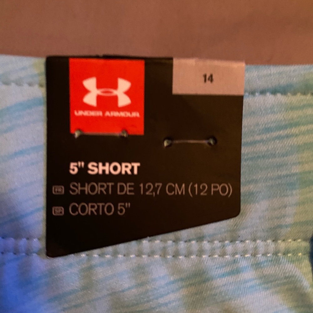 Size 14 Under Armor golf shorts - Picture 2 of 2